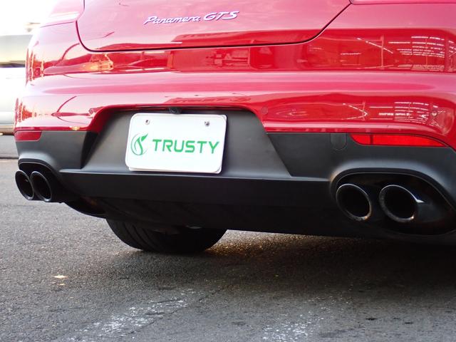 パナメーラ エディション　特別仕様車　後期型　スポーツクロノＰＫＧ　トップビューカメラ　サイドアシスト　ターボＩＩ１９インチブラックＡＷ　黒革　ヒーター付メモリーパワーシート　純正ナビ　ＴＶ　Ｆドラレコ　ＧＰＳレーダー　ＥＴＣ（23枚目）