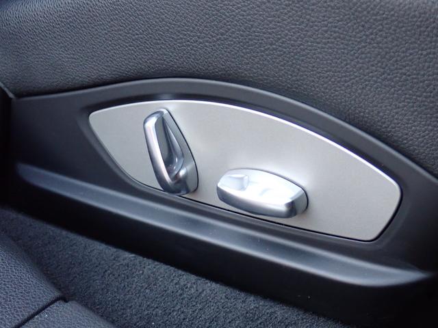 パナメーラ エディション　特別仕様車　後期型　スポーツクロノＰＫＧ　トップビューカメラ　サイドアシスト　ターボＩＩ１９インチブラックＡＷ　黒革　ヒーター付メモリーパワーシート　純正ナビ　ＴＶ　Ｆドラレコ　ＧＰＳレーダー　ＥＴＣ（38枚目）