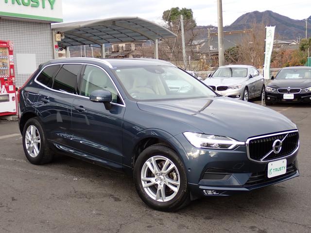 VOLVO XC60 T5 AWD MOMENTUM