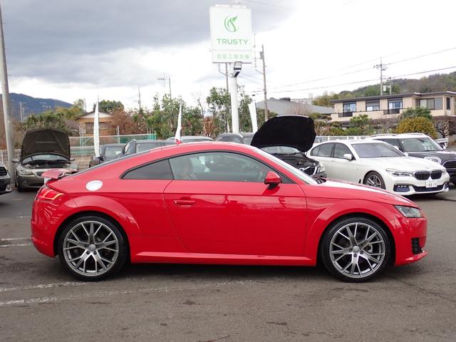 ＴＴクーペ ２．０ＴＦＳＩ　クワトロ　Ｂ＆Ｏサウンド　レザーＰＫＧ　茶革　バーチャルＣＰ　社外１９インチＡＷ　ＬＥＤライト　Ｆドラレコ　スマートキー　ヒーター付きパワーシート　ＥＴＣ２．０　前後パークセンサー　クルコン　パドルシフト（15枚目）