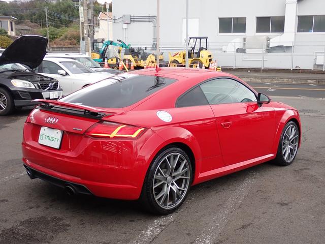 ＴＴクーペ ２．０ＴＦＳＩ　クワトロ　Ｂ＆Ｏサウンド　レザーＰＫＧ　茶革　バーチャルＣＰ　社外１９インチＡＷ　ＬＥＤライト　Ｆドラレコ　スマートキー　ヒーター付きパワーシート　ＥＴＣ２．０　前後パークセンサー　クルコン　パドルシフト（16枚目）