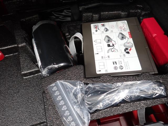 ＴＴクーペ ２．０ＴＦＳＩ　クワトロ　Ｂ＆Ｏサウンド　レザーＰＫＧ　茶革　バーチャルＣＰ　社外１９インチＡＷ　ＬＥＤライト　Ｆドラレコ　スマートキー　ヒーター付きパワーシート　ＥＴＣ２．０　前後パークセンサー　クルコン　パドルシフト（33枚目）