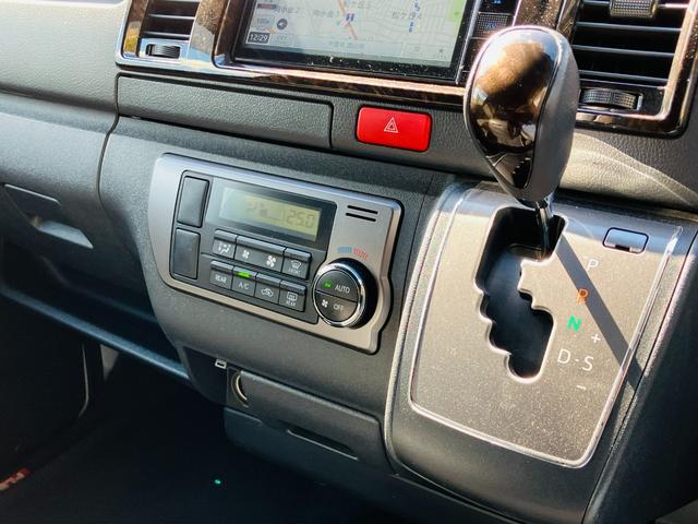 ハイエースバン スーパーGL ダークプライムII 2列シート2/5人乗 セーフティセンス LEDヘッドランプ 両側パワースライドドア デジタルインナーミラー パノラミックビューモニター ナビ 地デジTV ドラレコ前後 ETC ブラック天井 社外AW(10枚目)