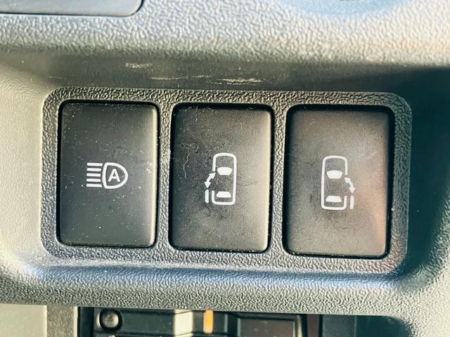 ハイエースバン スーパーGL ダークプライムII 2列シート2/5人乗 セーフティセンス LEDヘッドランプ 両側パワースライドドア デジタルインナーミラー パノラミックビューモニター ナビ 地デジTV ドラレコ前後 ETC ブラック天井 社外AW(12枚目)