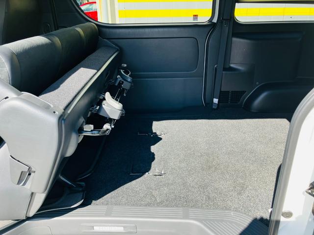 ハイエースバン スーパーGL ダークプライムII 2列シート2/5人乗 セーフティセンス LEDヘッドランプ 両側パワースライドドア デジタルインナーミラー パノラミックビューモニター ナビ 地デジTV ドラレコ前後 ETC ブラック天井 社外AW(63枚目)