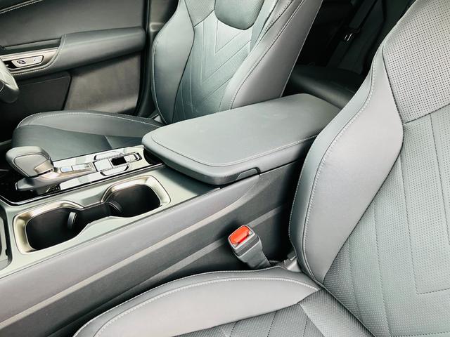 NX NX350h バージョンL セーフティシステムプラス 3眼フルLEDヘッドランプ  クライメイトコンシェルジュ 黒革シート 14インチディスプレイオーディオプラス ナビ パノラミックビューモニター ドラレコ 18インチAW(62枚目)