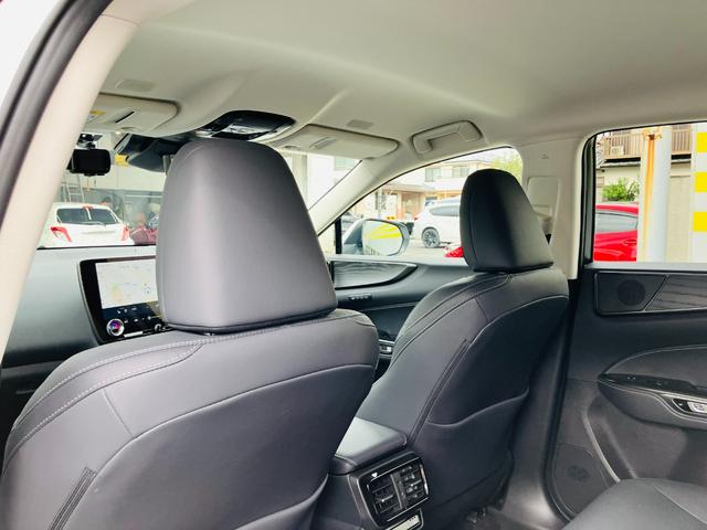 NX NX350h バージョンL セーフティシステムプラス 3眼フルLEDヘッドランプ  クライメイトコンシェルジュ 黒革シート 14インチディスプレイオーディオプラス ナビ パノラミックビューモニター ドラレコ 18インチAW(68枚目)