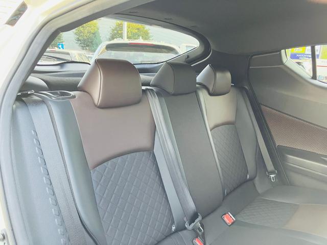 C-HR G セーフティセンス LEDヘッドランプ LEDフロントフォグランプ ナビ 地デジTV バックカメラ ドラレコ ETC 18インチAW ナノイー付オートエアコン 快適温熱シート スマートキー(19枚目)