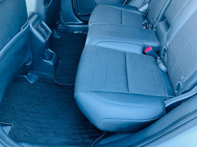 （株）千葉マツダ　カーセブン柏６号店　千葉県流山市松ヶ丘３−２９２　無料電話００７８−６０４８−６８９０　ＴＥＬ０４−７１９９−７１８８　営業時間：１０：００〜１８：００　定休日：毎週火曜日・水曜日他