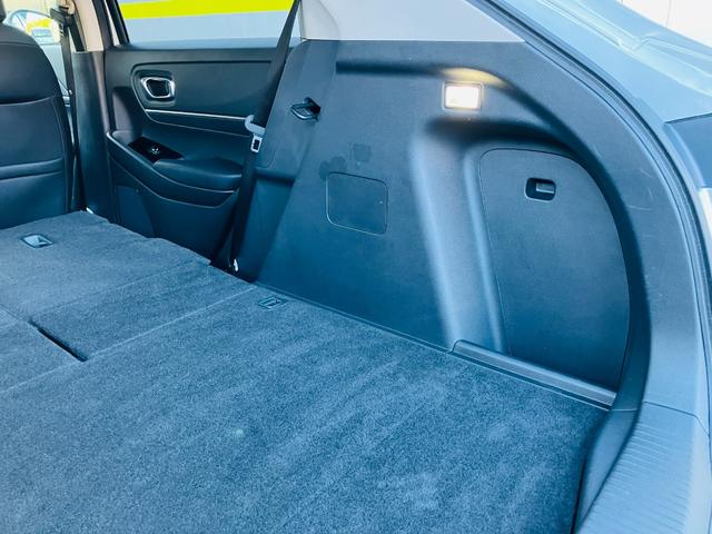 （株）千葉マツダ　カーセブン柏６号店　千葉県流山市松ヶ丘３−２９２　無料電話００７８−６０４８−６８９０　ＴＥＬ０４−７１９９−７１８８　営業時間：１０：００〜１８：００　定休日：毎週火曜日・水曜日他