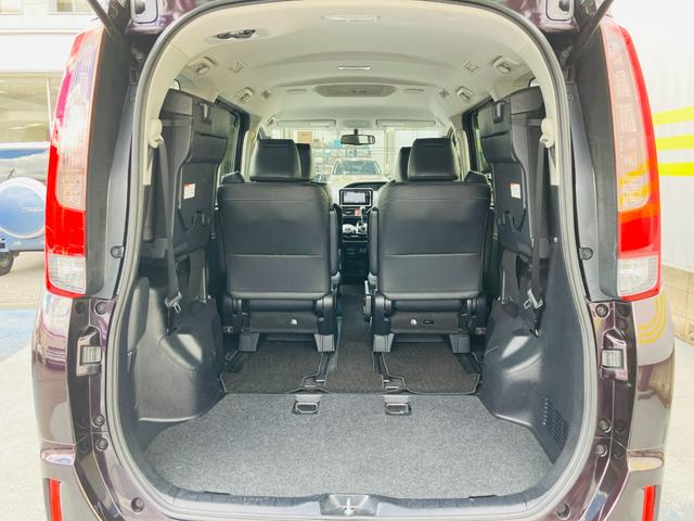 エスクァイア Gi 7人乗 クルーズコントロール LEDヘッドランプ オートマチックハイビーム 両側電動スライドドア ナビ TV バックカメラ ETC シートヒーター リアクーラー スマートキー 黒合皮シート(22枚目)