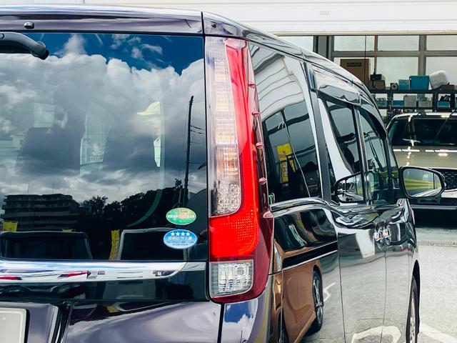 エスクァイア Gi 7人乗 クルーズコントロール LEDヘッドランプ オートマチックハイビーム 両側電動スライドドア ナビ TV バックカメラ ETC シートヒーター リアクーラー スマートキー 黒合皮シート(32枚目)