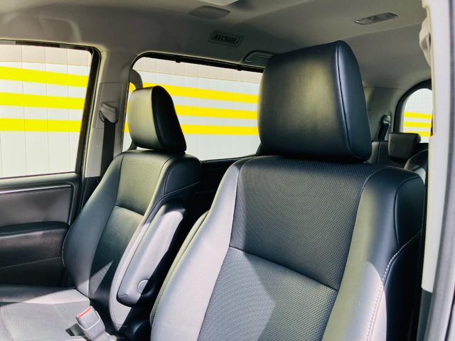 エスクァイア Gi 7人乗 クルーズコントロール LEDヘッドランプ オートマチックハイビーム 両側電動スライドドア ナビ TV バックカメラ ETC シートヒーター リアクーラー スマートキー 黒合皮シート(55枚目)