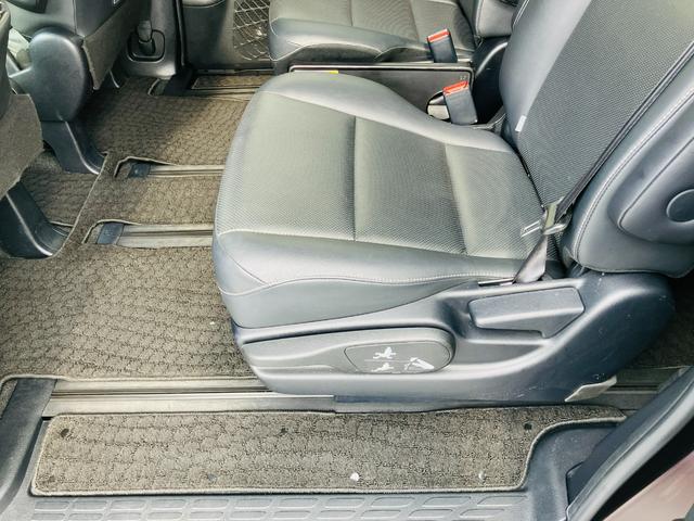 エスクァイア Gi 7人乗 クルーズコントロール LEDヘッドランプ オートマチックハイビーム 両側電動スライドドア ナビ TV バックカメラ ETC シートヒーター リアクーラー スマートキー 黒合皮シート(62枚目)