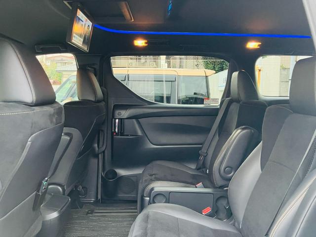 アルファード 2.5S タイプゴールド セーフティセンス 両側パワースライドドア パワーバックドア 9インチディスプレイオーディオ バックカメラ 後席ディスプレイ ドラレコ前後 ETC 合皮/スエードコンビシート リアオートエアコン(69枚目)