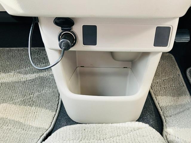 パッソ Ｘ　Ｓ　スマートアシストＩＩ　純正ＳＤナビ　ＴＶ　バックカメラ　オーディオステアリングスイッチ　ＥＴＣ　ドラレコ　リモコンキー　マニュアルエアコン（12枚目）