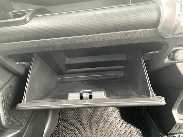 クロスビー ハイブリッドＭＸ　社外オーディオ　社外フロアマット　スマートキー　プッシュスタート　アイドリングストップ　キセノン　ドライブレコーダー前（41枚目）