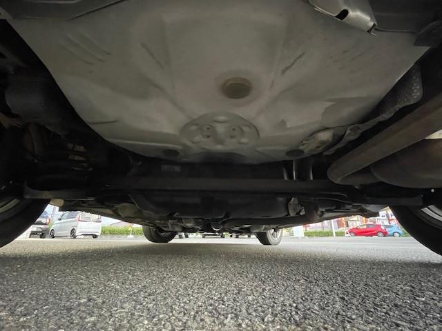 ヴィッツ F 社外ナビ ワンセグ ETC リモコンキー 純正フロアマット(27枚目)