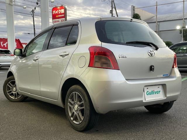 ヴィッツ F 社外ナビ ワンセグ ETC リモコンキー 純正フロアマット(41枚目)