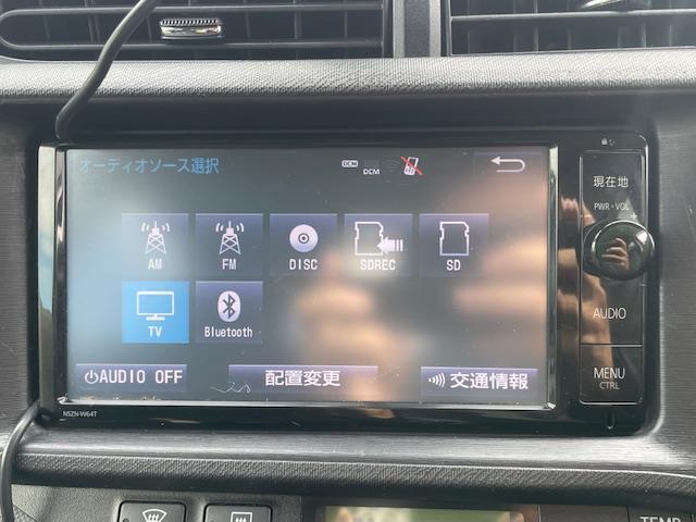 アクア G ECOモード EVモード シートヒーター ETC Bluetooth フルセグTV 社外アルミホイール 純正ナビ 純正フロアマット ハイブリッド プッシュスタート(19枚目)