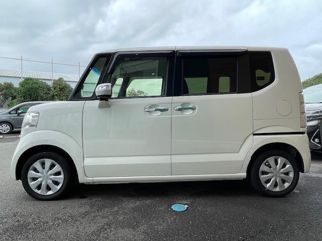 Ｎ－ＢＯＸ Ｇ・Ｌパッケージ　純正７インチナビ（フルセグＴＶ／ＢＴ／ＵＳＢ／ＣＤ／ＤＶＤ／ＡＭ／ＦＭ）　ビルトインＥＴＣ　バックカメラ　片側パワースライドドア（4枚目）