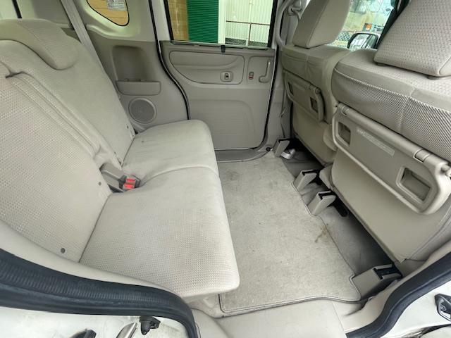 Ｎ－ＢＯＸ Ｇ・Ｌパッケージ　純正７インチナビ（フルセグＴＶ／ＢＴ／ＵＳＢ／ＣＤ／ＤＶＤ／ＡＭ／ＦＭ）　ビルトインＥＴＣ　バックカメラ　片側パワースライドドア（14枚目）