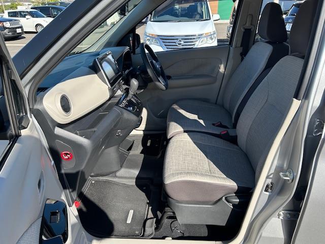 デイズ Ｘ　ワンオーナー　純正９インチディスプレイオーディオ（ＡｐｐｌｅＣａｒＰｌａｙ／　Ａｎｄｒｏｉｄ　Ａｕｔｏ／Ｂｌｕｅｔｏｏｔｈ）　スマートキー　純正１４インチＡＷ　クリアランスソナー（16枚目）