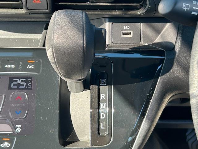 デイズ Ｘ　ワンオーナー　純正９インチディスプレイオーディオ（ＡｐｐｌｅＣａｒＰｌａｙ／　Ａｎｄｒｏｉｄ　Ａｕｔｏ／Ｂｌｕｅｔｏｏｔｈ）　スマートキー　純正１４インチＡＷ　クリアランスソナー（22枚目）