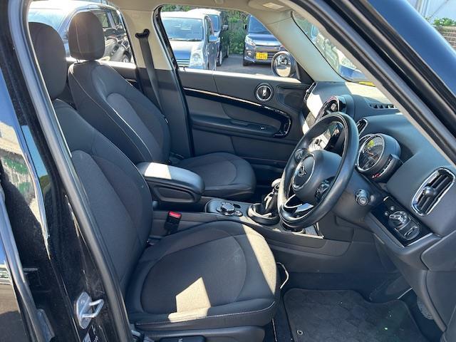 MINI クーパーD クロスオーバー オール4 ワンオーナー 4WD 純正ナビ バックカメラ パワーバックドア 純正ドライブレコーダー(9枚目)