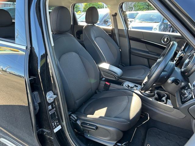 MINI クーパーD クロスオーバー オール4 ワンオーナー 4WD 純正ナビ バックカメラ パワーバックドア 純正ドライブレコーダー(10枚目)