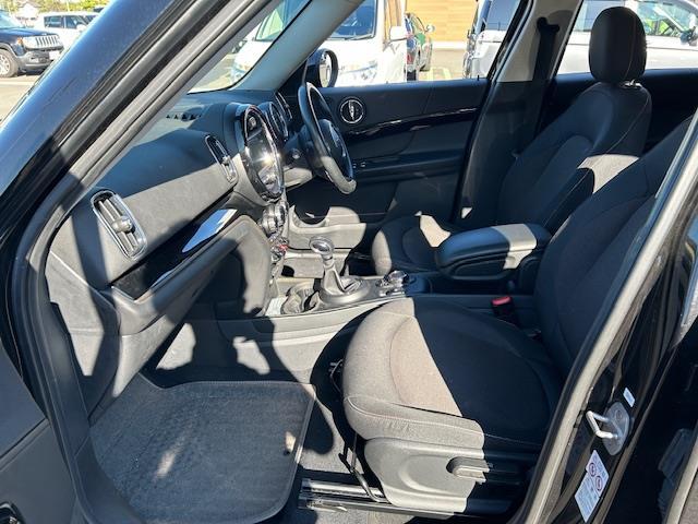 MINI クーパーD クロスオーバー オール4 ワンオーナー 4WD 純正ナビ バックカメラ パワーバックドア 純正ドライブレコーダー(17枚目)