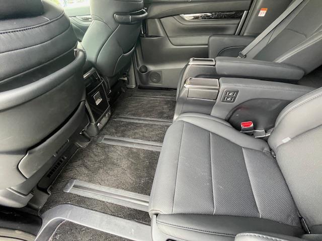 アルファードハイブリッド SR Cパッケージ 純正メモリナビ フルセグ 純正フリップダウンモニター バックカメラ 両側パワースライドドア 純正フロアマット レザーシート 運転席助手席パワーシート デジタルインナーミラー(12枚目)