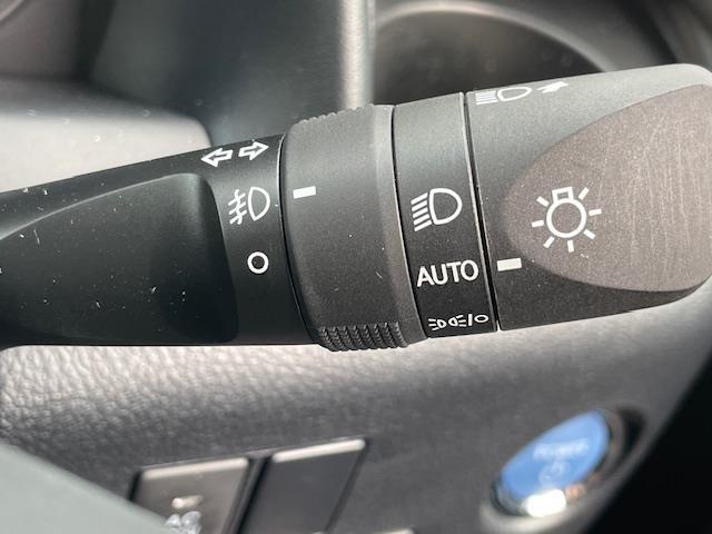 アルファードハイブリッド SR Cパッケージ 純正メモリナビ フルセグ 純正フリップダウンモニター バックカメラ 両側パワースライドドア 純正フロアマット レザーシート 運転席助手席パワーシート デジタルインナーミラー(27枚目)