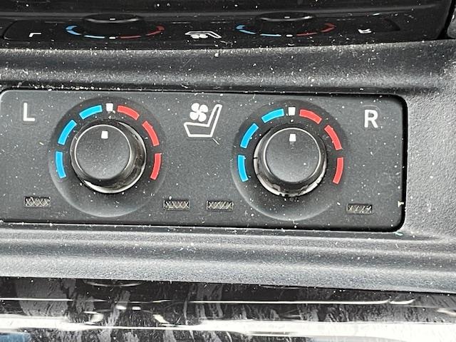 アルファードハイブリッド SR Cパッケージ 純正メモリナビ フルセグ 純正フリップダウンモニター バックカメラ 両側パワースライドドア 純正フロアマット レザーシート 運転席助手席パワーシート デジタルインナーミラー(36枚目)