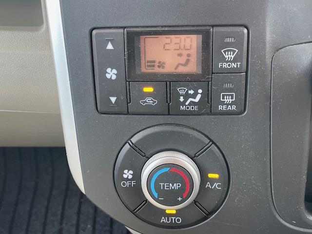 タント Ｇ　片側パワースライドドア　ＥＴＣ　アイドリングストップ　純正フロアマット　純正１４インチアルミホイール　オートエアコン　プッシュスタート　ドアバイザー　取説説明書・記録簿・保証書　スマートキー（23枚目）