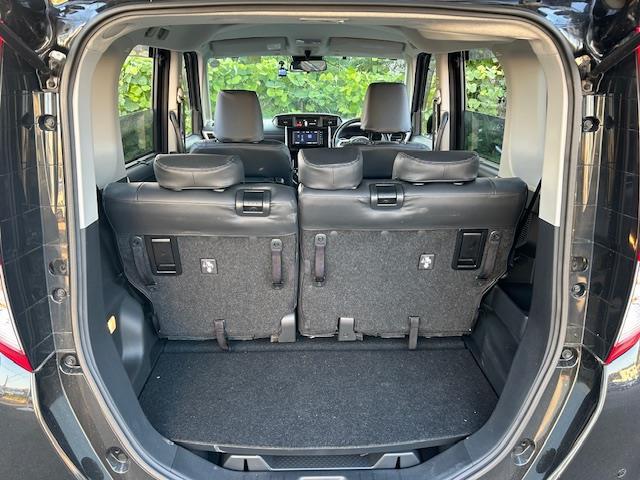 ルーミー カスタムＧ　純正ナビ　ドライブレコーダー　バックカメラ　両側パワースライドドア　ＥＴＣ（18枚目）