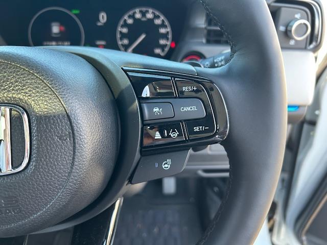 ヴェゼル ｅ：ＨＥＶ　Ｚ・ＰＬａＹパッケージ　ワンオーナー　純正ナビ　フルセグテレビ　Ｂｌｕｅｔｏｏｔｈ　全方位カメラ　純正フロアマット　スカイルーフ　オートライト　ＬＥＤヘッドライト　ブレーキホールド　ビルトイン２．０ＥＴＣ（32枚目）