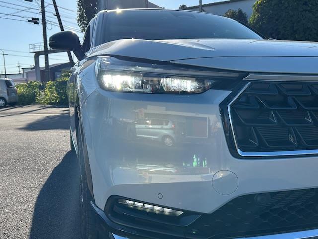 ヴェゼル ｅ：ＨＥＶ　Ｚ・ＰＬａＹパッケージ　ワンオーナー　純正ナビ　フルセグテレビ　Ｂｌｕｅｔｏｏｔｈ　全方位カメラ　純正フロアマット　スカイルーフ　オートライト　ＬＥＤヘッドライト　ブレーキホールド　ビルトイン２．０ＥＴＣ（39枚目）