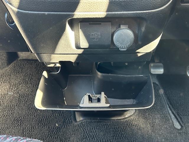 スペーシアカスタムZ ターボ 両側パワースライド アラウンドビューモニター 純正ナビ(Bluetooth フルセグTV AUX iPod MTモード付AT クルーズコントロール 純正フォグランプ 純正アルミ レーンキープアシスト(25枚目)