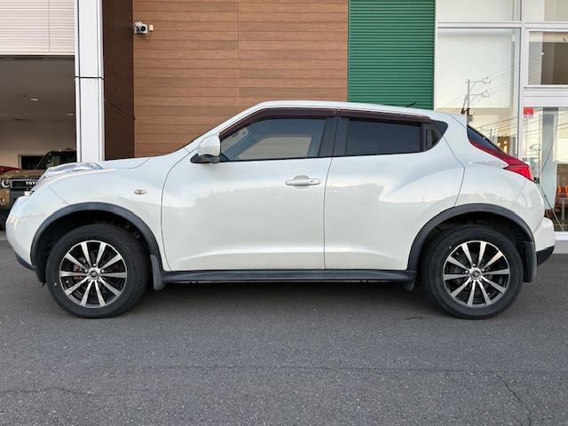 ジューク 15RX 純正メモリナビ ワンセグ Bluetooth スマートキ プッシュスタート 純正フロアマット オートライト(5枚目)