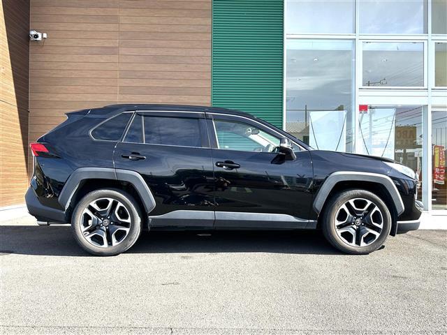 RAV4 アドベンチャー ワンオーナー 純正9インチディスプレイオーディオ ルーフレール トヨタセーフティセンス BSM(7枚目)
