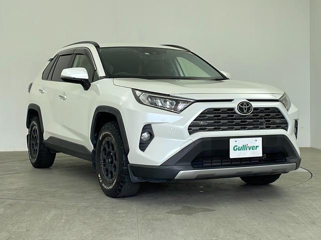 ＲＡＶ４ Ｇ　Ｚパッケージ　純正メモリナビ　フルセグ　Ｂｌｕｅｔｏｏｔｈ　バックカメラ　ステアリングスイッチ　レーダークルーズコントロール　衝突軽減ブレーキ　ドライブレコーダー　ＬＥＤヘッドライト　オートライト　スマートキー（42枚目）