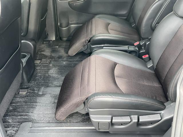 エルグランド 250ハイウェイスターS エマージェンシーブレーキ LDW  レーダークルコン  コーナーセンサー 両側パワスラ 半革シート ディスプレイオーディオ Bカメラ  オートライト  ウィンカーミラー  純正18インチAW(32枚目)