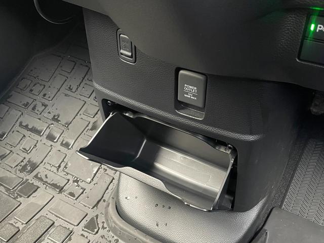 Ｎ－ＢＯＸカスタム Ｌ　１オーナー　ホンダセンシング　　ＡＣＣ　左側パワスラ　ディスプレイオーディオ　　Ｂカメラ　バックソナー　前席シートヒーター　オートライト　　ブレーキホールド　ステアリングスイッチ　ウィンカーミラー（12枚目）