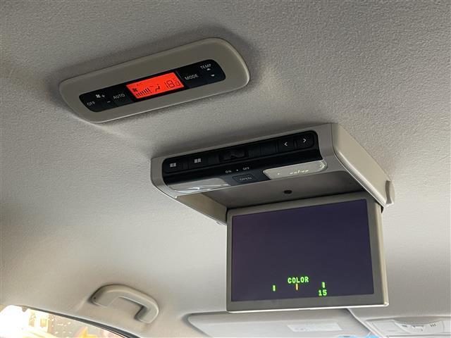 エルグランド ライダー 黒クロスシート マニュアルシート 1オーナー 純正ナビ 地デジ Bカメラ 純正後席モニター 両側パワスラ 木目調パネル ハーフレザーシート ETC オートライト オーテック18インチAW スペアキー 保証書 取説(19枚目)