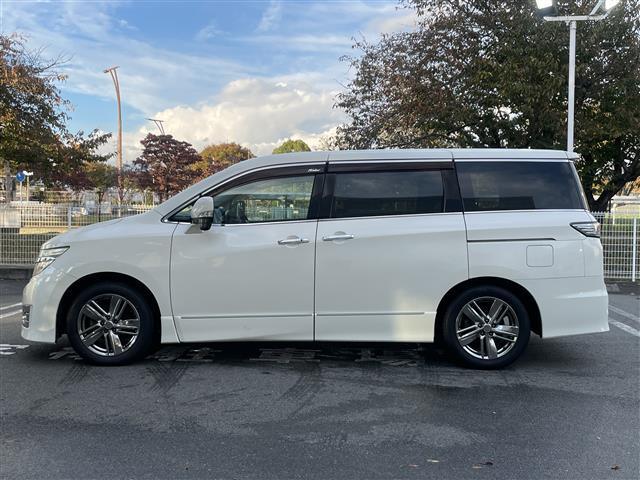 エルグランド ライダー 黒クロスシート マニュアルシート 1オーナー 純正ナビ 地デジ Bカメラ 純正後席モニター 両側パワスラ 木目調パネル ハーフレザーシート ETC オートライト オーテック18インチAW スペアキー 保証書 取説(36枚目)