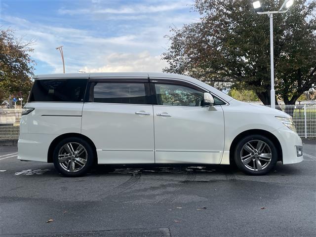 エルグランド ライダー 黒クロスシート マニュアルシート 1オーナー 純正ナビ 地デジ Bカメラ 純正後席モニター 両側パワスラ 木目調パネル ハーフレザーシート ETC オートライト オーテック18インチAW スペアキー 保証書 取説(37枚目)