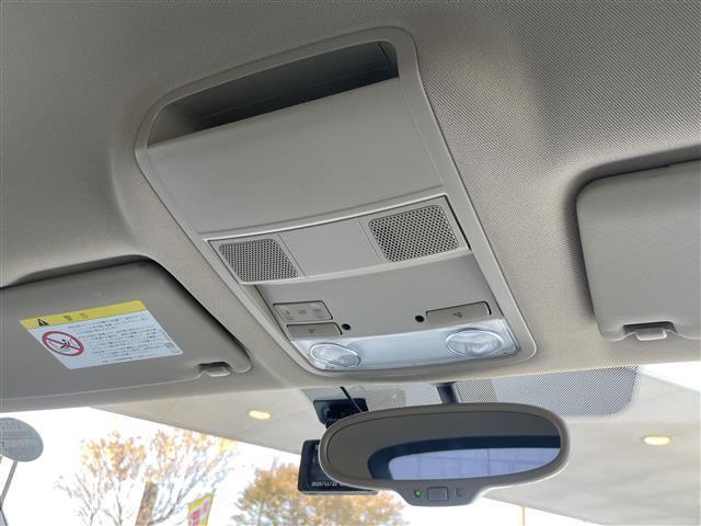 気になる車はすぐにお問い合わせください！画面右側の００６６から始まる無料ダイヤルからお問い合わせ下さい！専門スタッフがお車のご質問にお答えいたします！