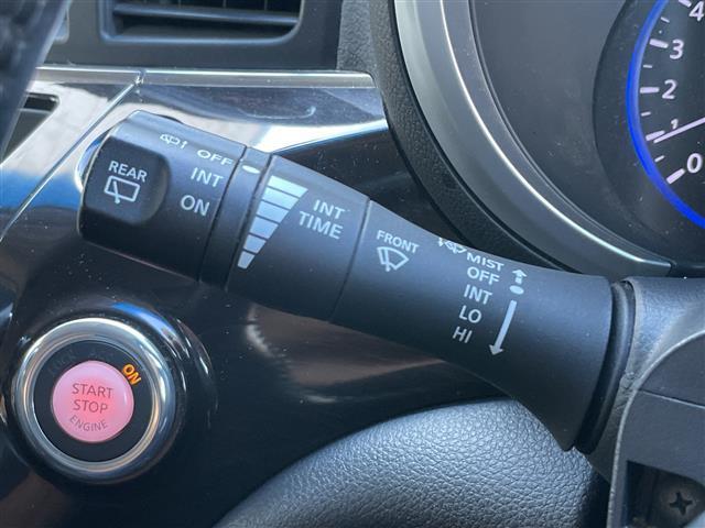 エルグランド 250ハイウェイスター 社外ナビ 社外フリップダウンモニター 両側パワスラ 半革シート 革巻きステアリング オートライト ウィンカーミラー 木目調パネル ETC 純正18インチAW スマートキー スペアキー 保証書 取説(17枚目)