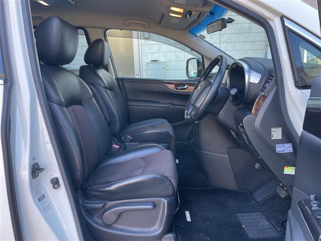 エルグランド 250ハイウェイスター 社外ナビ 社外フリップダウンモニター 両側パワスラ 半革シート 革巻きステアリング オートライト ウィンカーミラー 木目調パネル ETC 純正18インチAW スマートキー スペアキー 保証書 取説(21枚目)